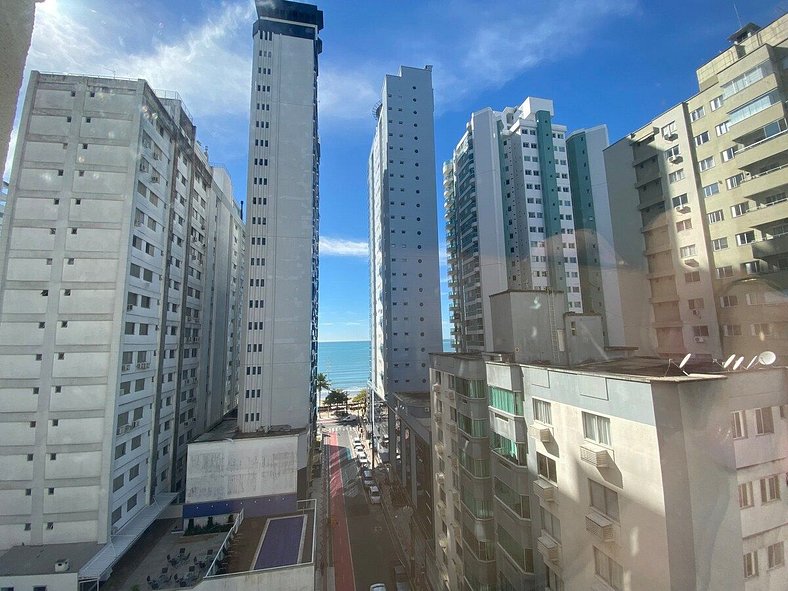 Apartamento Familiar Balneário Camboriú quadra mar