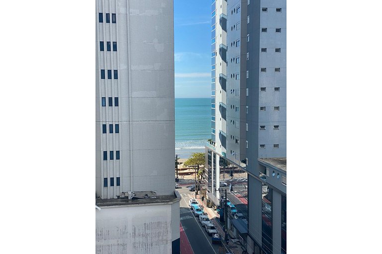 Apartamento Familiar Balneário Camboriú quadra mar