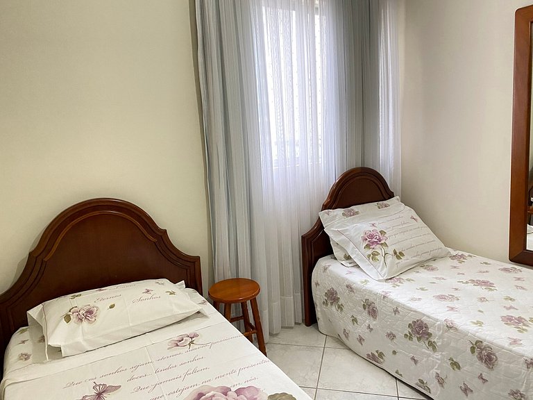 Apartamento Familiar Balneário Camboriú quadra mar