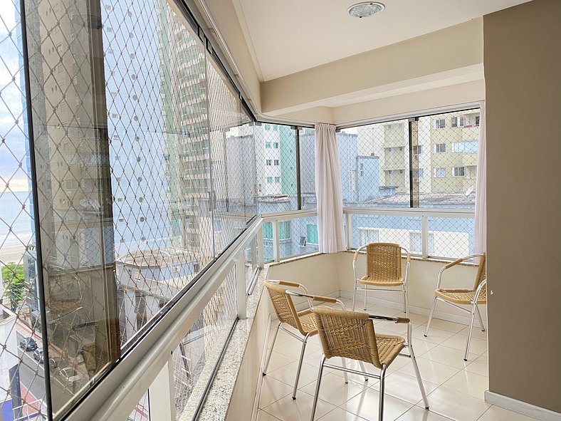 Apartamento Familiar Balneário Camboriú quadra mar